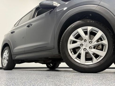 Used 2019 Hyundai Tucson SE FWD image 3