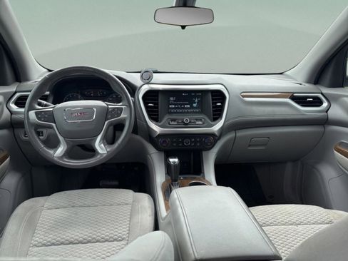 Used 2019 GMC Acadia SLE FWD image 9