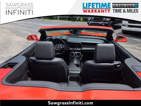 Used 2019 Chevrolet Camaro SS RWD image 11