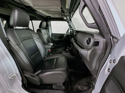 Used 2023 Jeep Wrangler Sahara w/ Cold Weather Group image 30