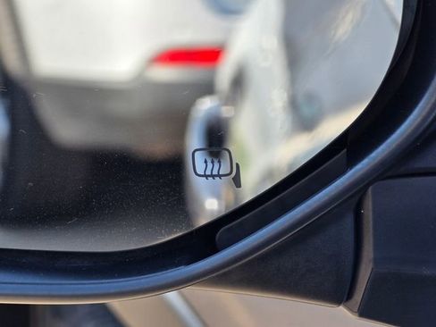 Certified 2022 Subaru Outback Premium image 23