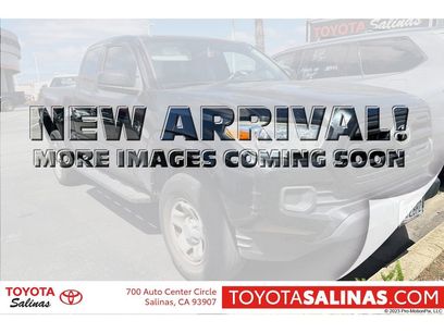 Used 2017 Toyota Tacoma SR w/ SR Convenience Package
