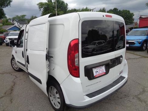 Used 2018 RAM ProMaster City Tradesman SLT FWD image 6