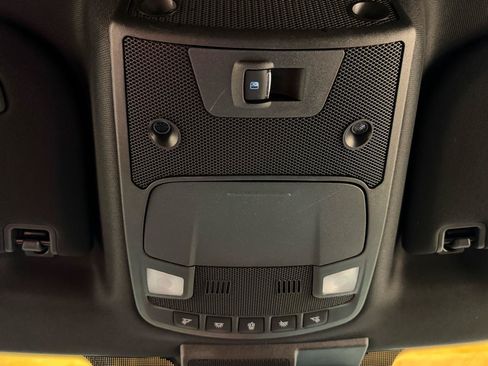 Used 2019 Ford F150 Lariat w/ Equipment Group 502A Luxury AWD/4WD image 21