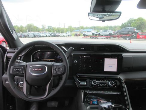 New 2026 GMC Sierra 3500 AT4 w/ AT4 Premium Plus Package AWD/4WD image 16