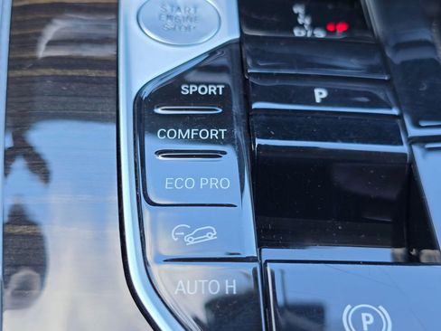 Used 2024 BMW X7 xDrive40i AWD/4WD image 38