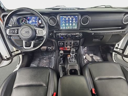 Used 2021 Jeep Wrangler Unlimited Rubicon 4xe w/ Cold Weather Group AWD/4WD image 10