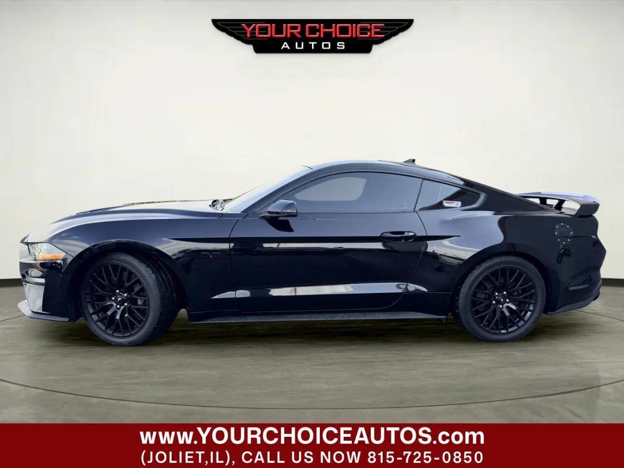 Used 2021 Ford Mustang GT Premium w/ GT Performance Package RWD image 2