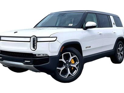 Used 2023 Rivian R1S Launch Edition