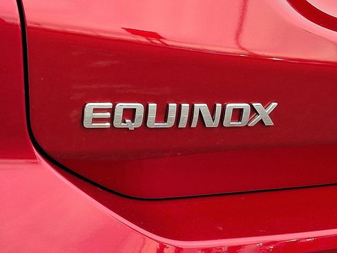 Used 2023 Chevrolet Equinox LT AWD/4WD image 30