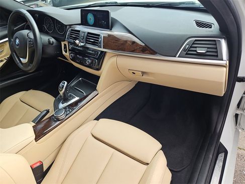 Used 2017 BMW 330i Sedan image 17