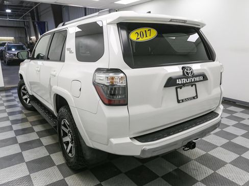 Used 2017 Toyota 4Runner TRD Off-Road Premium image 10