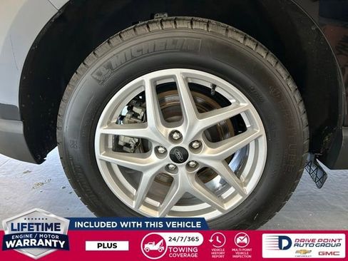 Used 2023 Ford Edge SEL image 10
