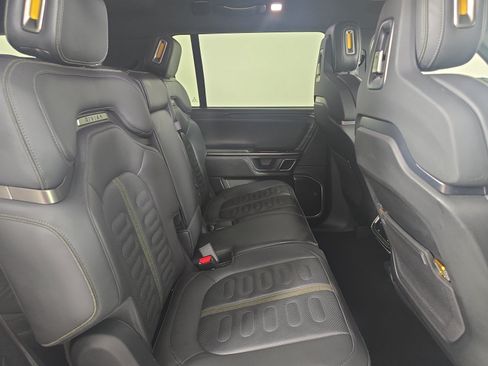 Used 2023 Rivian R1S Adventure AWD/4WD image 23