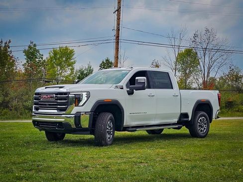 New 2025 GMC Sierra 2500 SLT w/ SLT Premium Package image 11