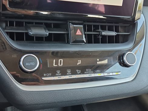 Certified 2025 Toyota Corolla LE FWD image 20