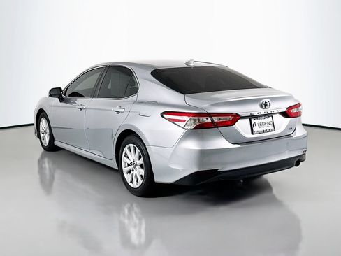 Used 2019 Toyota Camry LE w/ Convenience Package FWD image 7