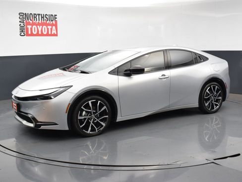 Used 2024 Toyota Prius Prime image 8