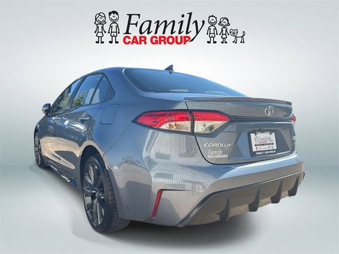 Used 2025 Toyota Corolla SE image 4