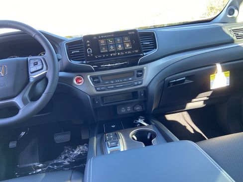 New 2026 Honda Ridgeline RTL image 21