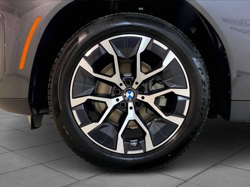 Used 2025 BMW X3 xDrive30i w/ Premium Package AWD/4WD image 11