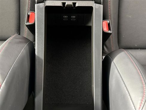 Certified 2025 Toyota Prius Plug-In Hybrid image 34