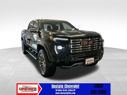 Used 2025 GMC Canyon Denali