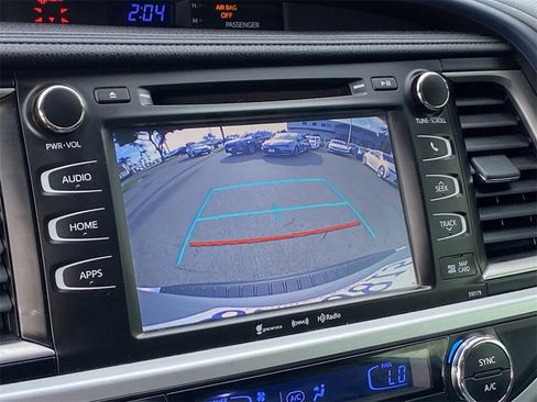 Certified 2018 Toyota Highlander XLE image 29