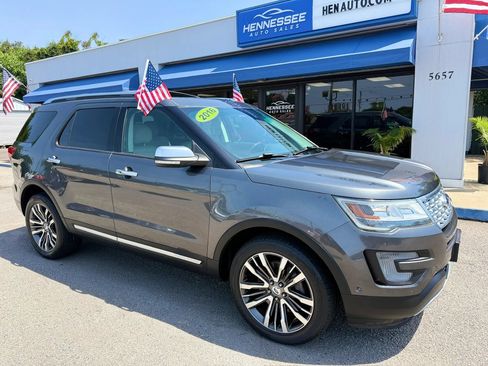 Used 2016 Ford Explorer Platinum AWD/4WD image 11