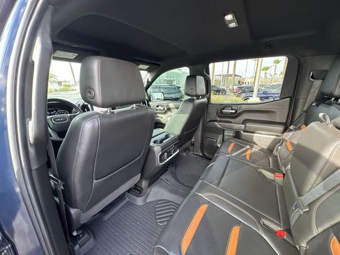 Used 2020 GMC Sierra 1500 AT4 w/ AT4 Premium Package AWD/4WD image 21