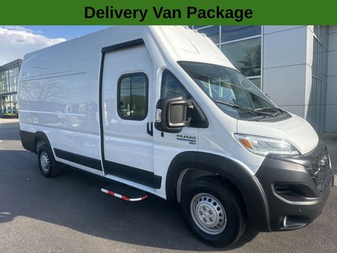 Used 2024 RAM ProMaster 3500 w/ Delivery Van Package FWD image 1