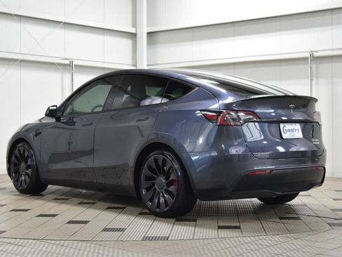 Used 2022 Tesla Model Y Performance AWD/4WD image 6