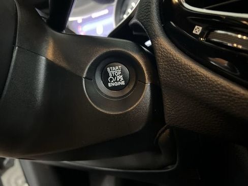 Used 2020 Jeep Compass Limited AWD/4WD image 16