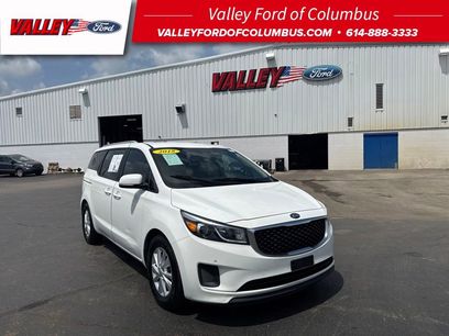 Used 2018 Kia Sedona LX w/ LX Essentials Premium Package