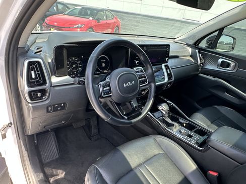 Used 2023 Kia Sorento SX FWD image 24