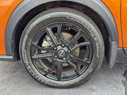 Used 2024 Nissan Kicks SR w/ SR Premium Package image 11