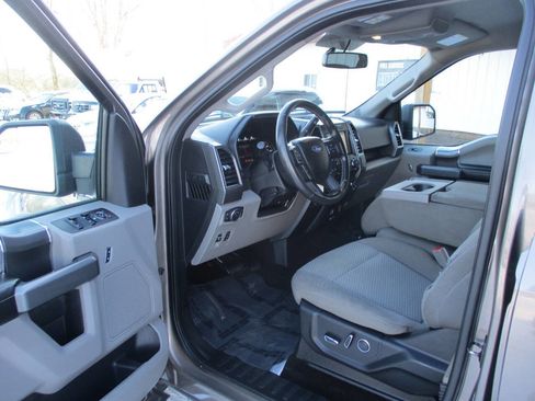 Used 2018 Ford F150 XLT w/ Equipment Group 302A Luxury image 16