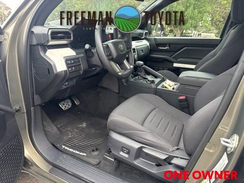 Used 2024 Toyota Tacoma TRD Sport AWD/4WD image 7