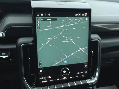 New 2026 GMC Yukon XL Elevation image 18