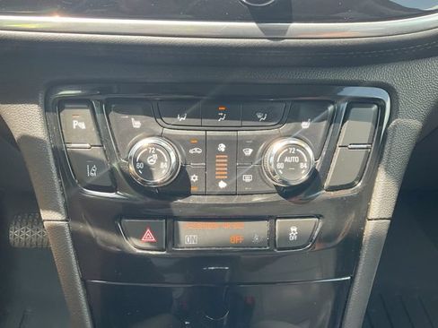 Used 2019 Buick Encore Essence w/ Experience Buick Package FWD image 16