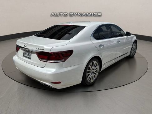 Used 2015 Lexus LS 460 w/ Comfort Package RWD image 4
