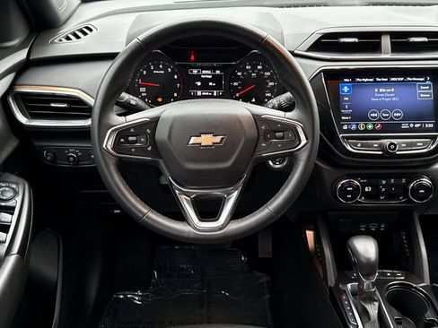 Used 2023 Chevrolet TrailBlazer ACTIV w/ Convenience Package image 11