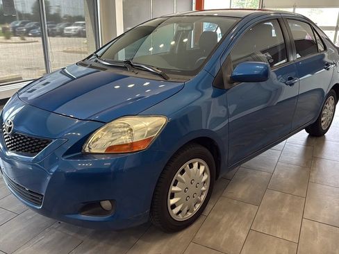 Used 2010 Toyota Yaris Sedan FWD image 3