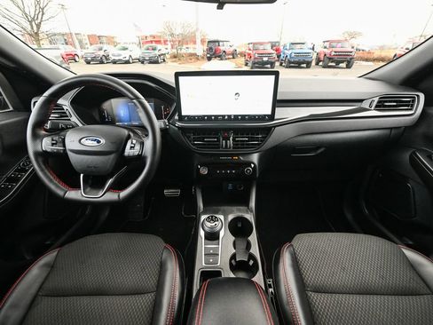 Certified 2023 Ford Escape ST-Line Select w/ Tech Pack #1 image 30