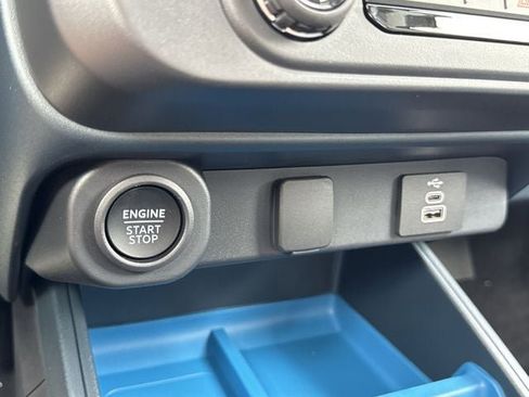 New 2025 Ford Maverick XLT w/ XLT Luxury Package image 27