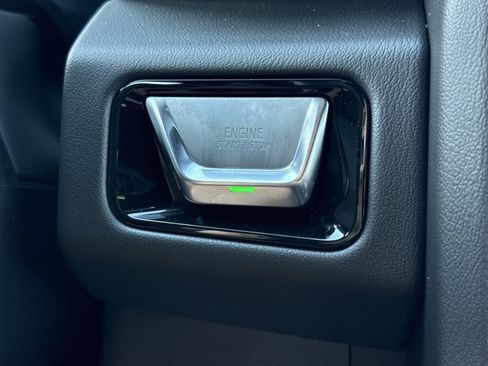 New 2026 GMC Yukon Denali w/ Denali Reserve Package AWD/4WD image 30