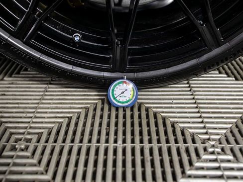 Used 2021 BMW M3 Competition w/ M Carbon Exterior Package image 43