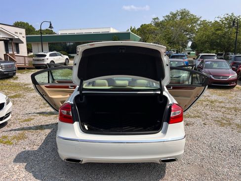 Used 2012 Hyundai Genesis 3.8 image 35