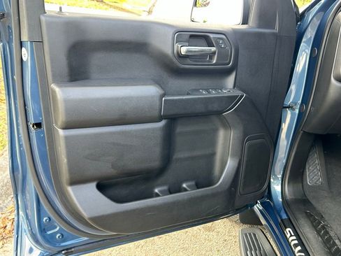 Used 2024 Chevrolet Silverado 1500 Custom image 26