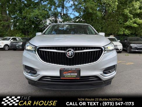 Used 2019 Buick Enclave Essence AWD/4WD image 11
